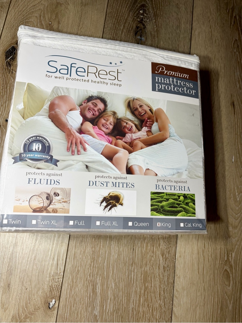 NEW SafeRest Premium King Waterproof Mattress Protector Hypoallergenic.
